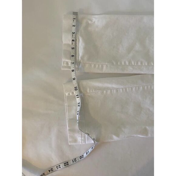 Old Navy Maternity Pants Capri Cropped White Sailor Button Detailing - Size XS - Picture 3 of 11